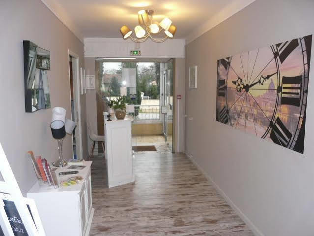 Hotel Logis Le Clement V Roquemaure (Gard)